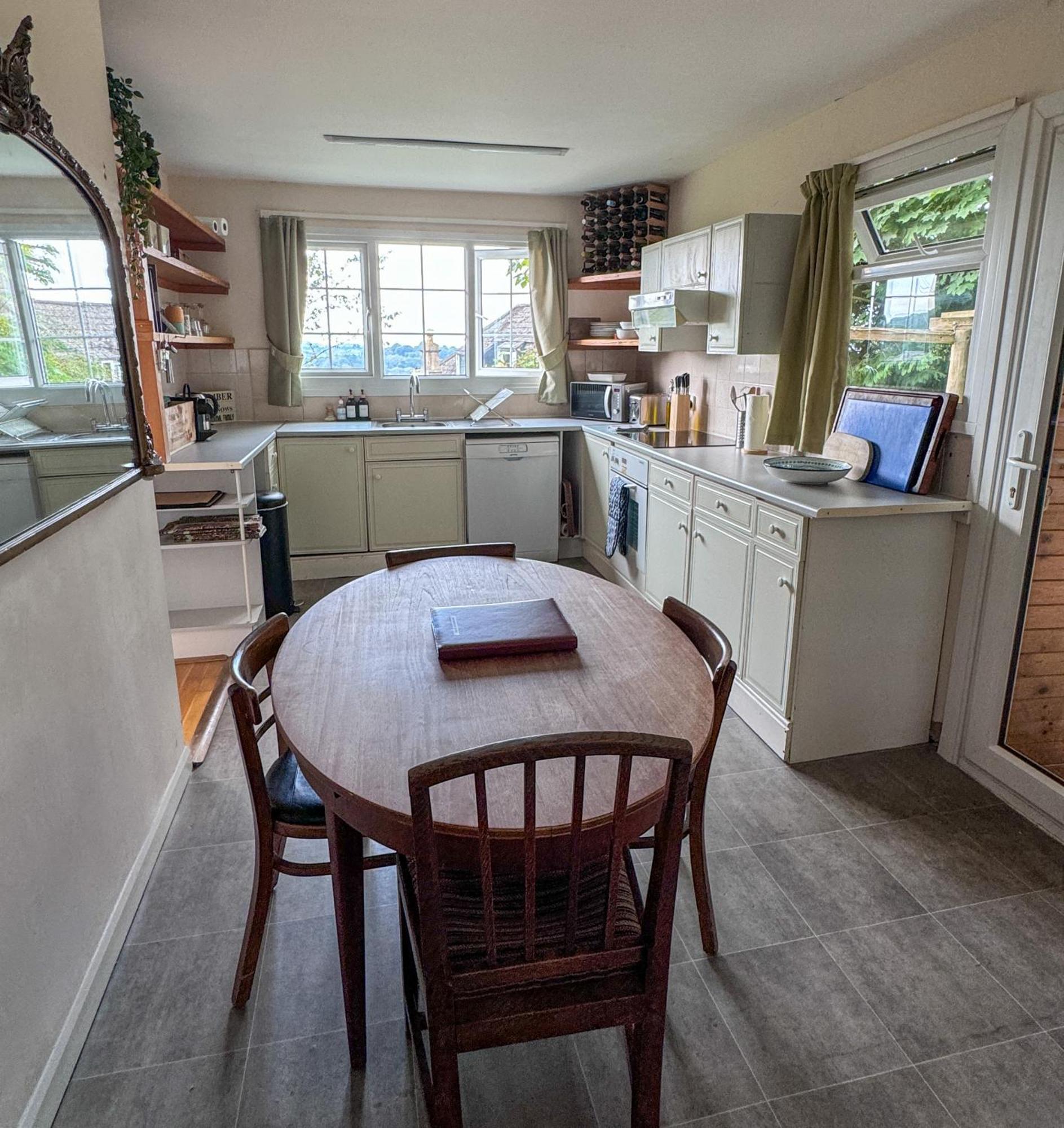 Spacious Home In Bath, Nature And City! Bagian luar foto
